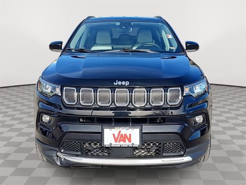 Used 2022 Jeep Compass Limited image 2
