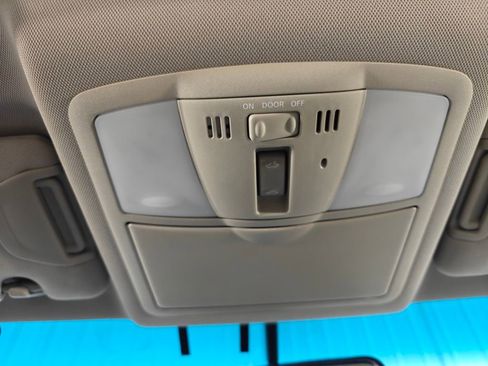 Used 2013 INFINITI G37 x w/ Premium Pkg image 45