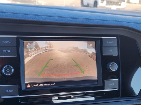 Used 2023 Volkswagen Jetta Sport image 24