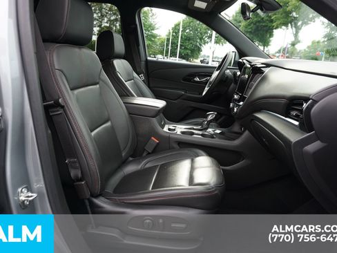 Used 2023 Chevrolet Traverse RS w/ LPO, Floor Liner Package FWD image 24