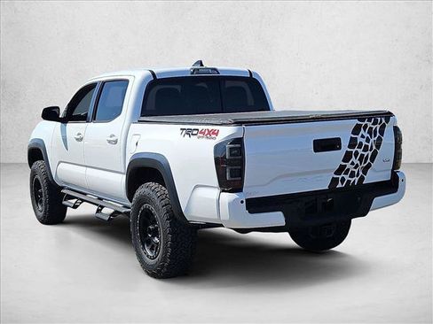 Used 2020 Toyota Tacoma TRD Off-Road w/ Technology Package AWD/4WD image 7