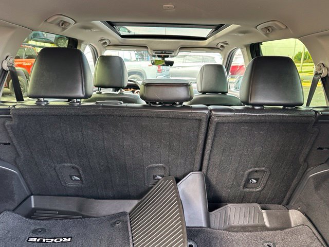 Certified 2023 Nissan Rogue Platinum w/ Platinum Premium Package AWD/4WD image 15