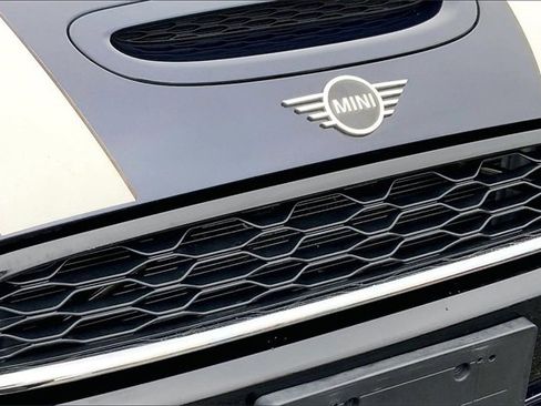 Used 2021 MINI Cooper S image 26