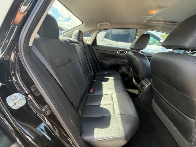 Used 2018 Nissan Sentra SL FWD image 11