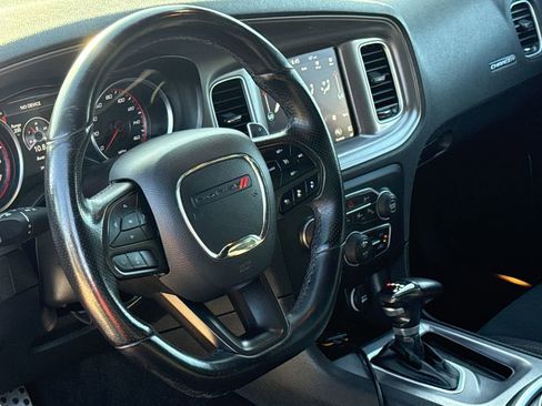 Used 2023 Dodge Charger R/T w/ Performance Handling Group RWD image 17