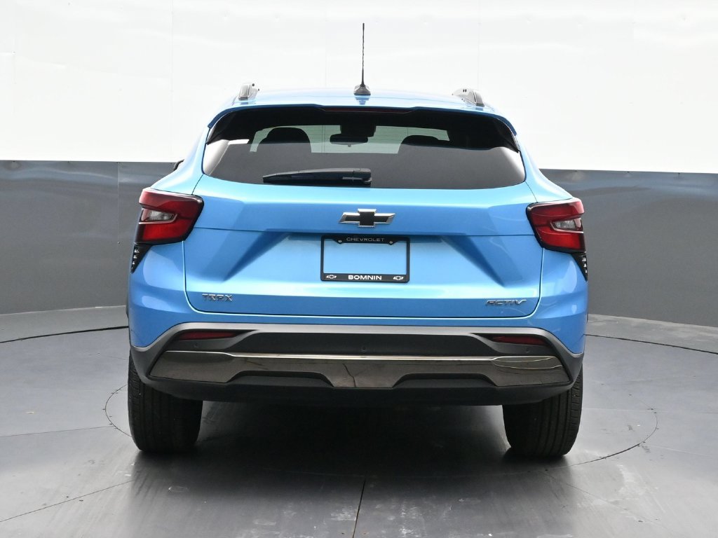 Used 2025 Chevrolet Trax ACTIV w/ Driver Confidence Package FWD image 4