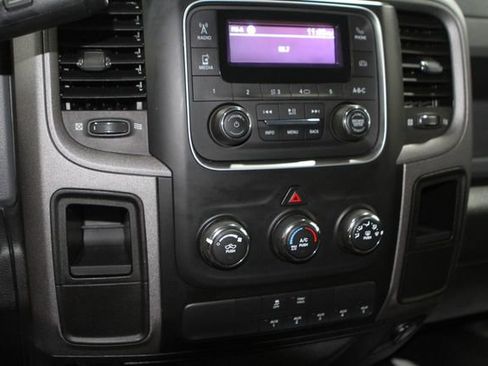 Used 2017 RAM 3500 Tradesman RWD image 19
