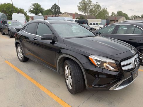 Used 2016 Mercedes-Benz GLA 250 4MATIC image 1