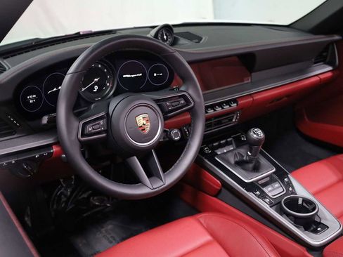 Certified 2024 Porsche 911 Targa 4S image 4