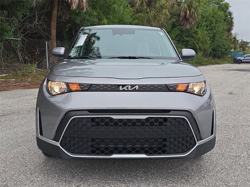 New 2025 Kia Soul LX image 3