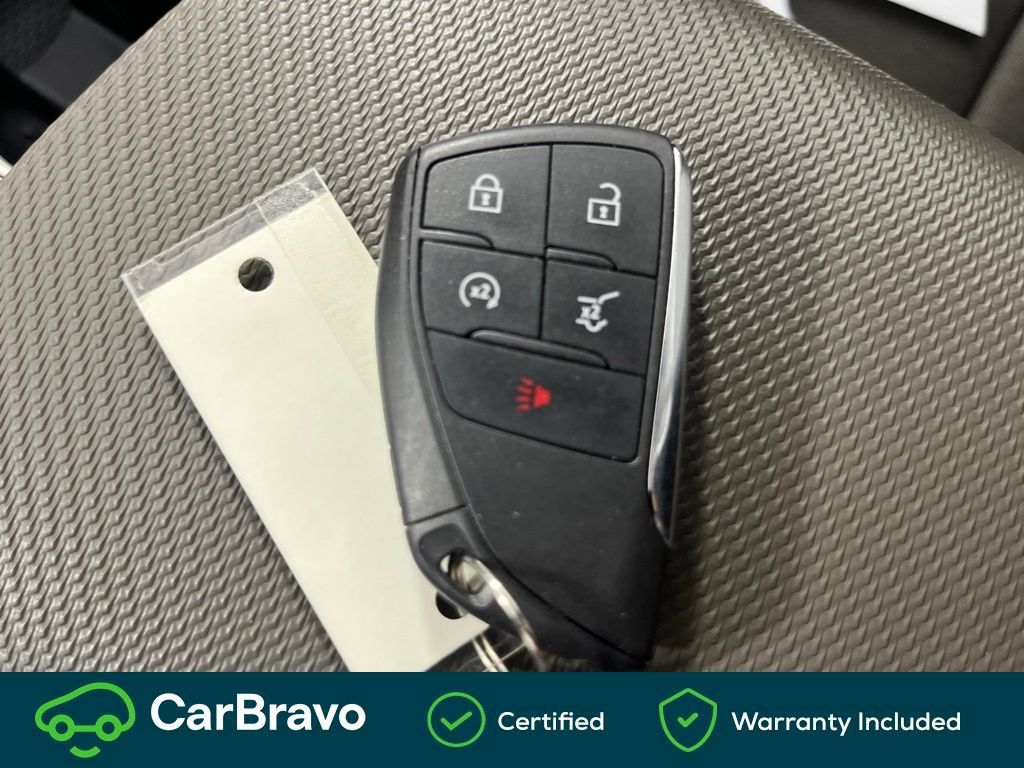 Used 2025 Chevrolet Equinox LT w/ Convenience Package II AWD/4WD image 33