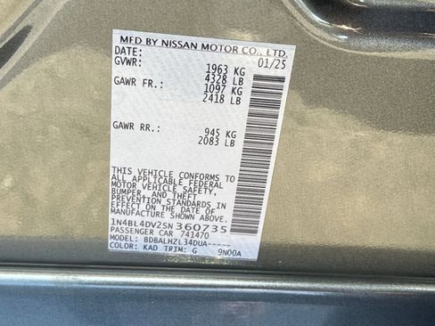 Used 2025 Nissan Altima 2.5 SV image 29