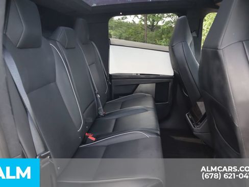 Used 2024 Tesla Cybertruck AWD Crew Cab image 22