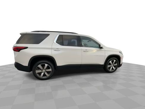 Certified 2022 Chevrolet Traverse LT w/ LT Premium Package image 8