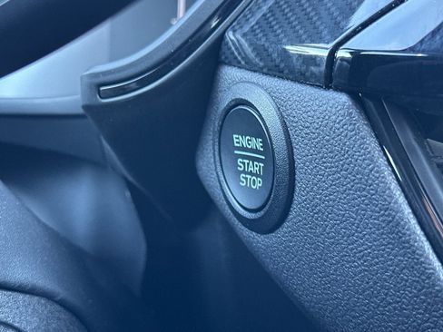 Used 2025 Ford Escape ST-Line image 22