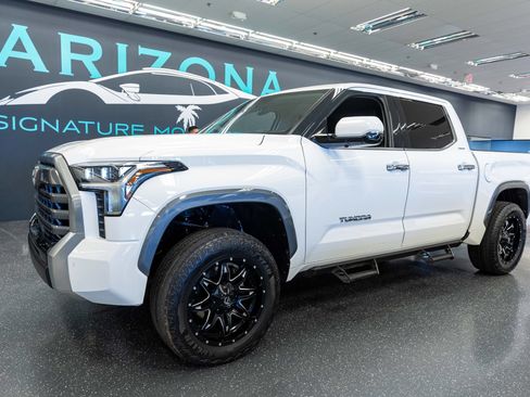 Used 2023 Toyota Tundra Limited AWD/4WD image 1