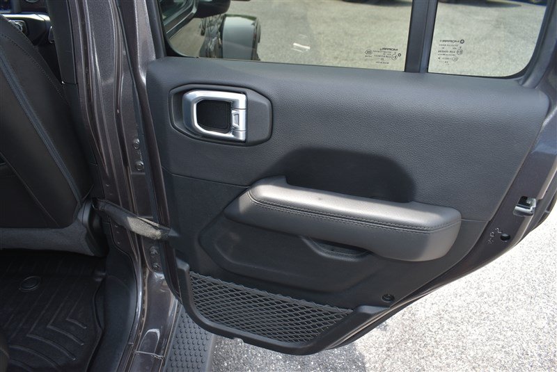 Used 2021 Jeep Wrangler Unlimited Sahara AWD/4WD image 25