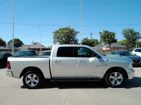 Used 2016 RAM 1500 Big Horn AWD/4WD image 5