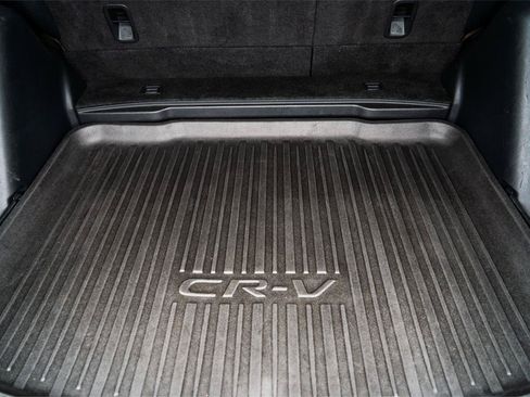 Used 2018 Honda CR-V Touring image 29