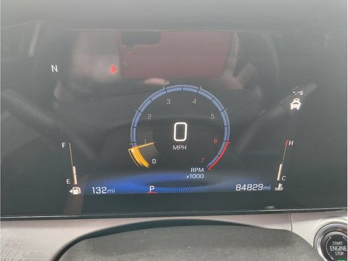 Used 2024 Chevrolet Trax LT FWD image 27