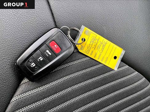 Certified 2022 Toyota Camry SE image 14