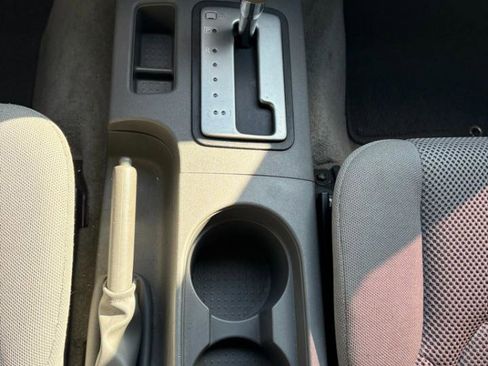 Used 2016 Nissan Frontier SV image 22