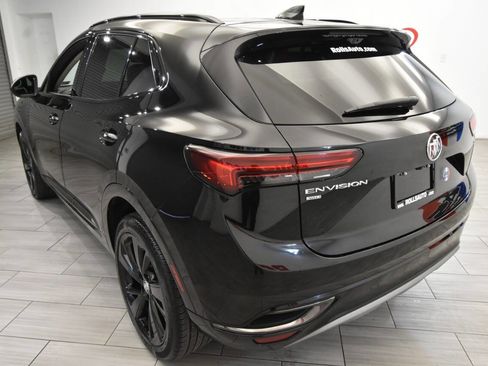 Used 2022 Buick Envision Essence w/ Technology Package II image 3