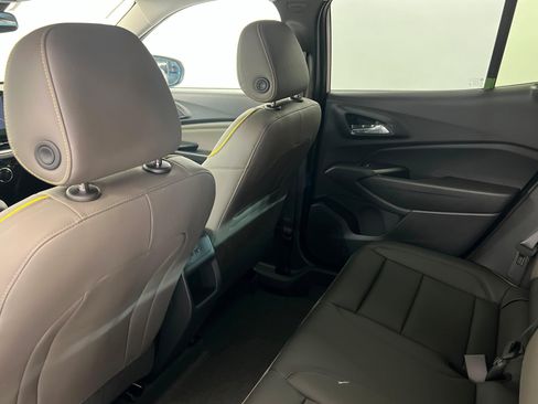 New 2026 Chevrolet Trax ACTIV w/ Sunroof Package image 20