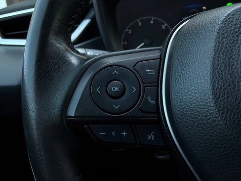 Used 2024 Toyota Corolla SE w/ SE Package FWD image 38