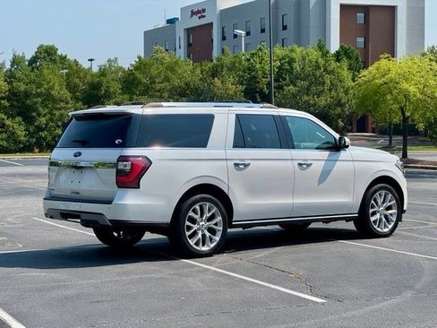 Used 2019 Ford Expedition Max Limited w/ Equipment Group 302A AWD/4WD image 8