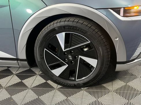 Used 2025 Hyundai Ioniq 5 Limited RWD image 12