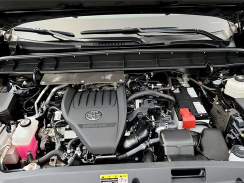 Used 2023 Toyota Highlander XSE image 15