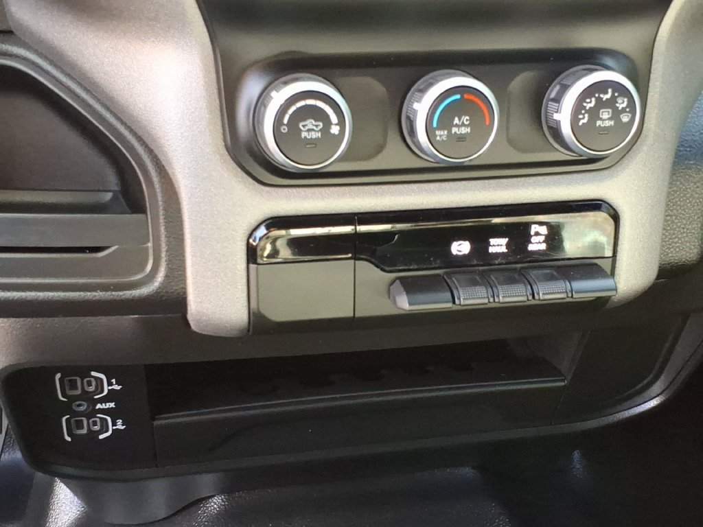 Used 2024 RAM 3500 Tradesman AWD/4WD image 22