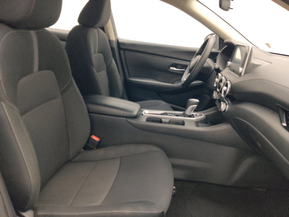 Used 2025 Nissan Sentra SV FWD image 21