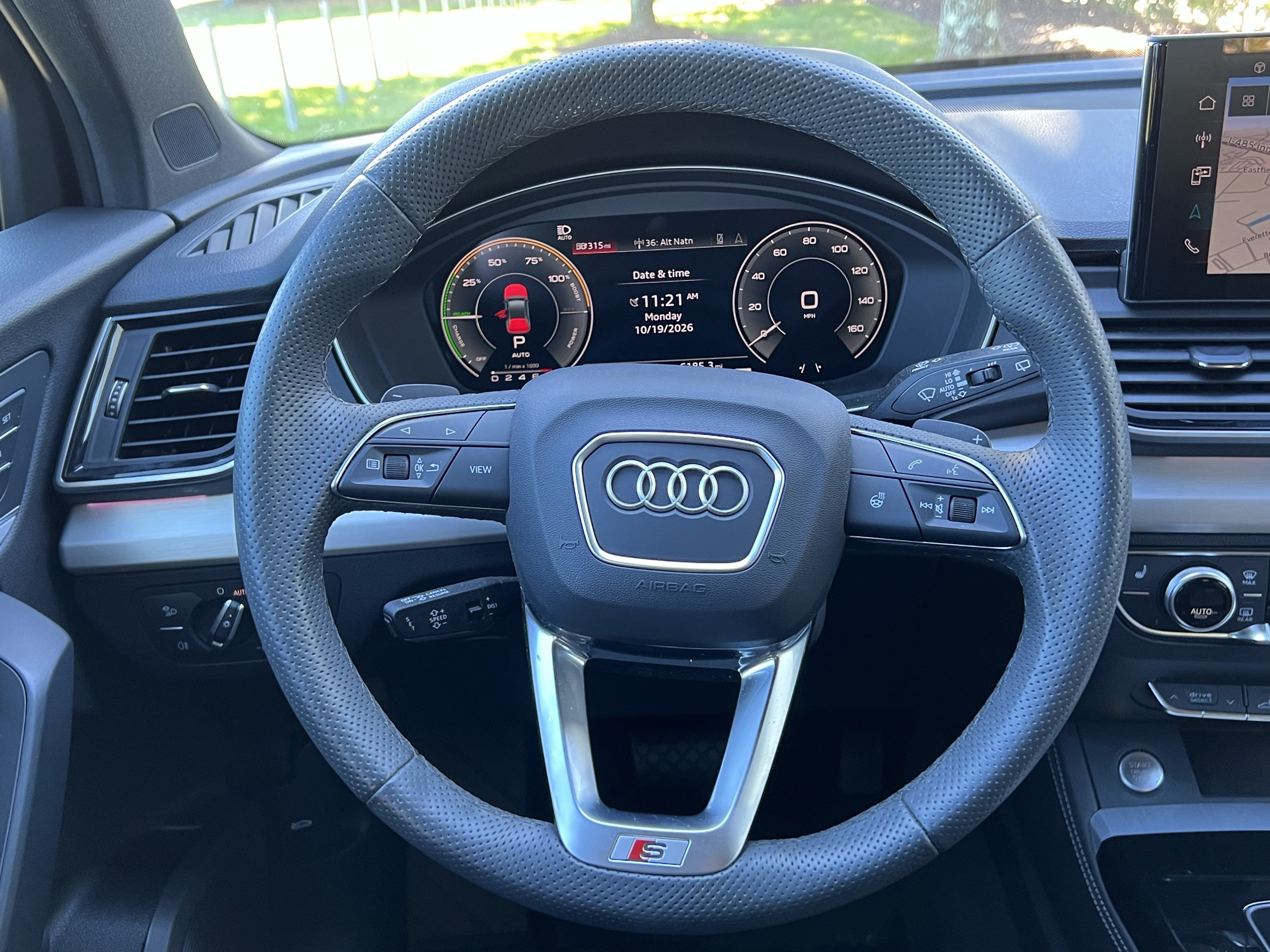 Used 2024 Audi Q5 e Prestige AWD/4WD image 18