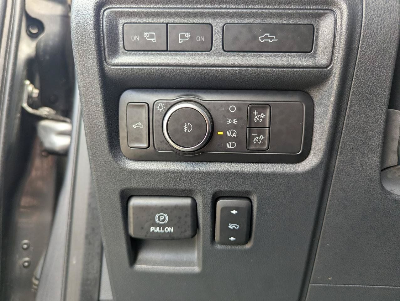 Used 2021 Ford F150 Lariat w/ Equipment Group 502A High AWD/4WD image 17