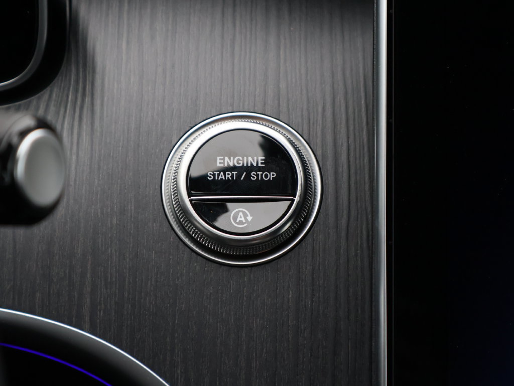 Certified 2026 Mercedes-Benz C 300 4MATIC Sedan image 29