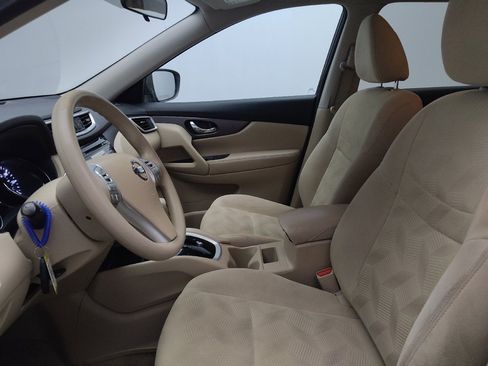 Used 2015 Nissan Rogue SV image 17