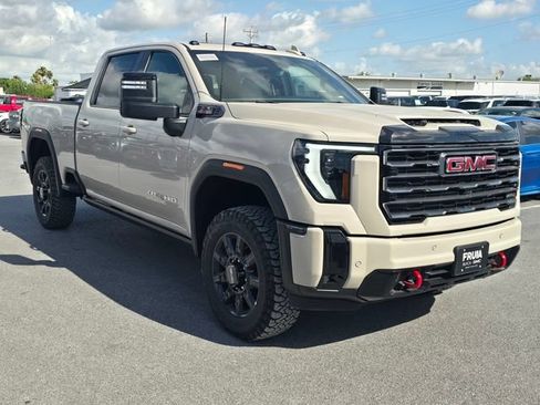 New 2026 GMC Sierra 2500 AT4 w/ AT4 Premium Plus Package AWD/4WD image 3