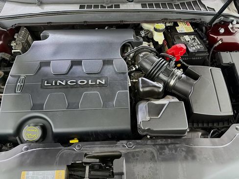 Used 2018 Lincoln Continental Select FWD image 36