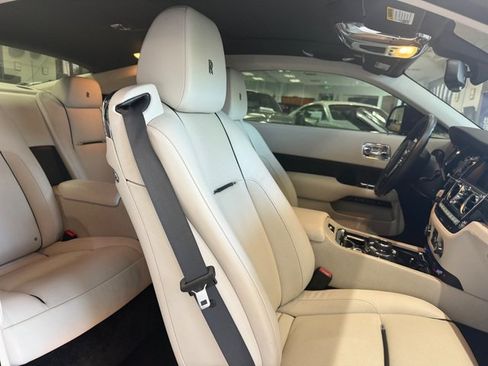 Used 2015 Rolls-Royce Wraith RWD image 15