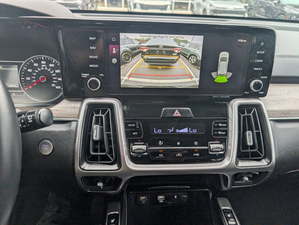 Used 2023 Kia Sorento S w/ Panoramic Sunroof Package AWD/4WD image 26