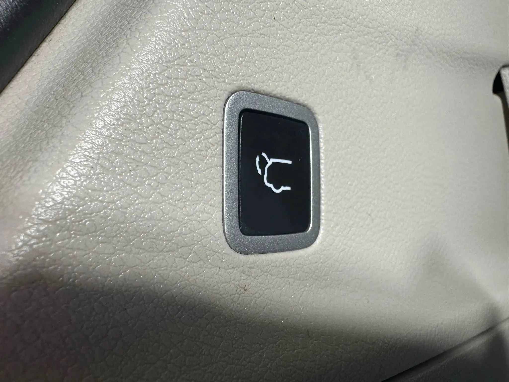 Used 2019 Chrysler Pacifica Limited FWD image 30
