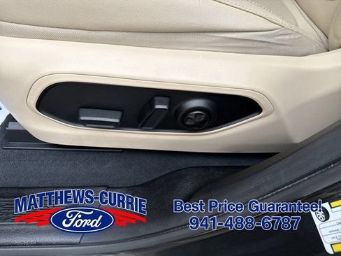 Used 2023 Jeep Grand Cherokee L Limited w/ Luxury Tech Group II AWD/4WD image 10