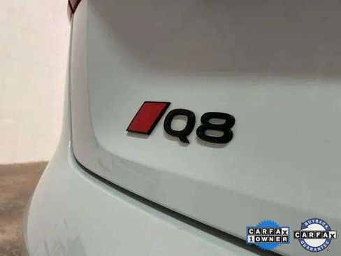 Used 2024 Audi Q8 e-tron Premium image 99