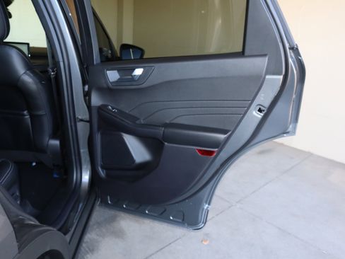 New 2026 Ford Escape SE image 38