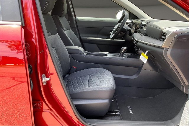 New 2026 Nissan Kicks SV w/ SV Premium Package FWD image 11