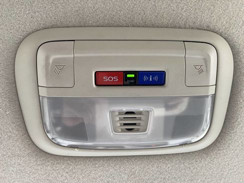 Used 2016 Subaru Crosstrek 2.0i Limited image 27