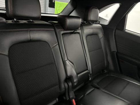 Used 2025 Ford Escape ST-Line FWD image 18