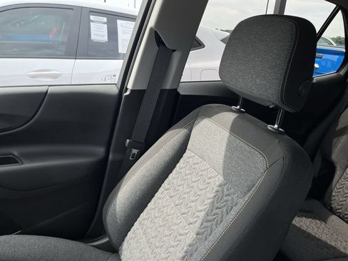 Used 2024 Chevrolet Equinox LT w/ LPO, Floor Liner Package FWD image 22
